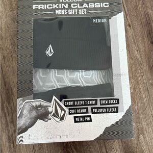 Volcom Men's Black Frickin Classic Gift Set